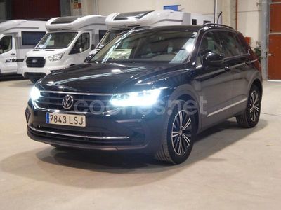 Usado VW Tiguan Life 150 CV (110 kW) 2021 Negro SUV