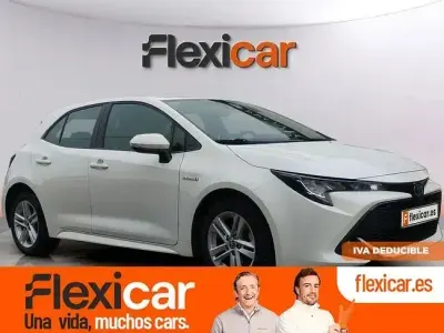 Usado Toyota Corolla Active 122 CV (89 kW) 2020 Blanco Berlina
