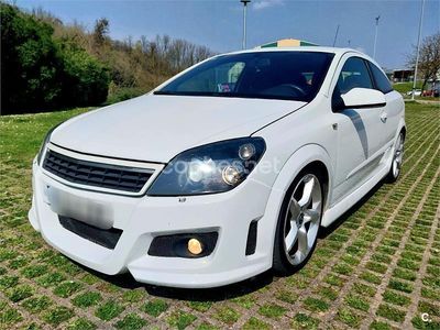 Usado Opel Astra GTC Sport 120 CV (88 kW) 2007 Blanco Berlina