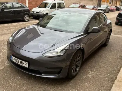 Używany Tesla Model 3 RWD 208 kW (283 KM) 2023 Eléctrico Sedan/Limuzyna