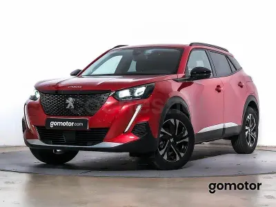 Usado Peugeot 2008 Allure 130 CV (95 kW) 2021 Rojo SUV