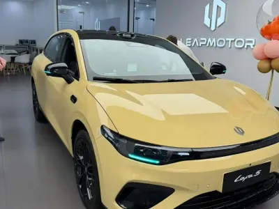 Nuevo Leapmotor B10 160 kW (218 CV) 2026 Amarillo SUV