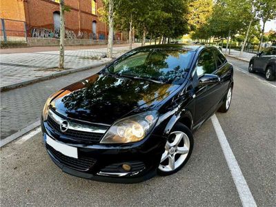 Opel Astra GTC