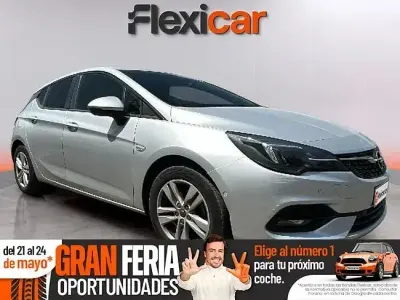Usado Opel Astra GS Line 110 CV (80 kW) 2020 Gris Berlina