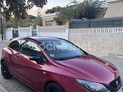 Usado Seat Ibiza SC FR 143 CV (105 kW) 2010 Granate Utilitario