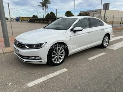 Usado VW Passat Advance 150 CV (110 kW) 2017 Blanco Berlina