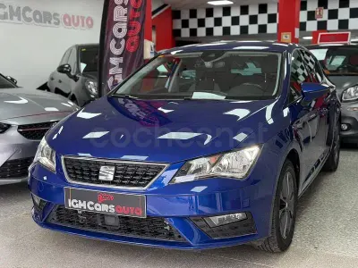 Używany Seat Leon Style 130 KM (95 kW) 2019 Niebieski Sedan/Limuzyna