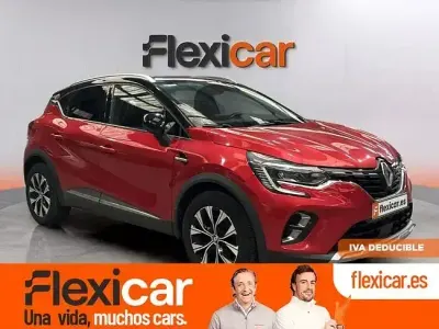 Usado Renault Captur Techno 90 CV (66 kW) 2024 Rojo SUV