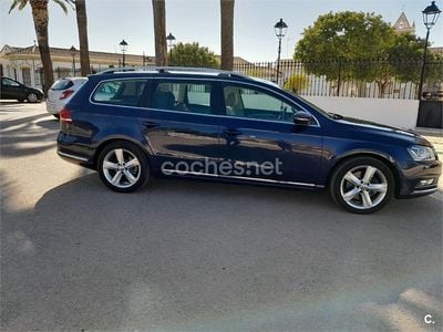 Usado VW Passat Exclusive 140 CV (102 kW) 2014 Azul Familiar