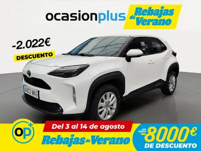 Usado Toyota Yaris Cross Business Edition 116 CV (85 kW) 2024 Blanco SUV