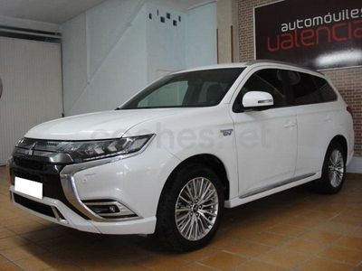 Usado Mitsubishi Outlander P-HEV 203 CV (149 kW) 2018 Blanco SUV