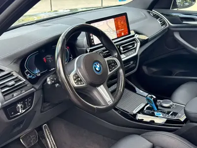 Usado BMW iX3 M Sport 210 kW (286 CV) 2022 Negro SUV