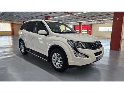 usado Mahindra XUV500 2.2 D W8 FWD (4X2) 7 Plazas 103 kW (140 CV)