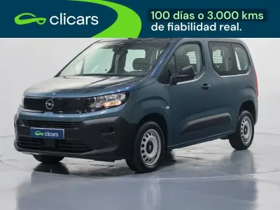 Usado Opel Combo Edition 100 CV (73 kW) 2025 Azul Monovolumen