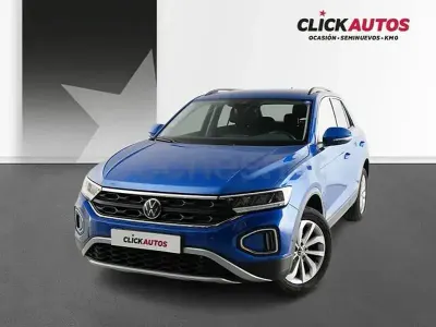 Usado VW T-Roc Life 110 CV (80 kW) 2024 Azul SUV