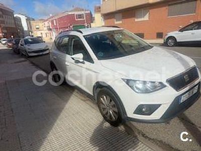 Usado Seat Arona Ecomotive 115 CV (84 kW) 2019 Blanco SUV
