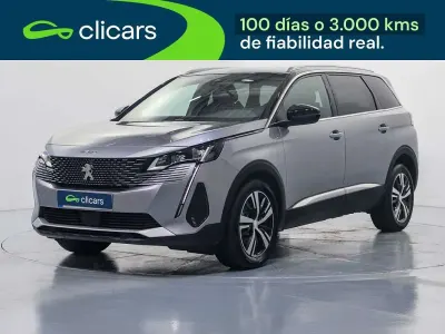 Usado Peugeot 5008 GTi 131 CV (96 kW) 2021 Plateado SUV