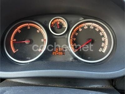 Usado Opel Corsa Sport 75 CV (55 kW) 2008 Gris / plata Berlina