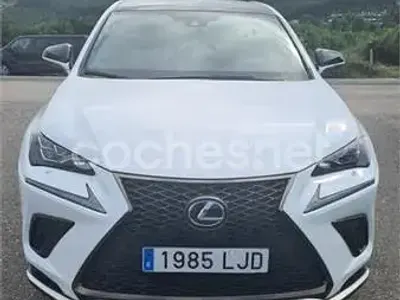 Usado Lexus NX300h Sport Line 197 CV (144 kW) 2020 Blanco SUV