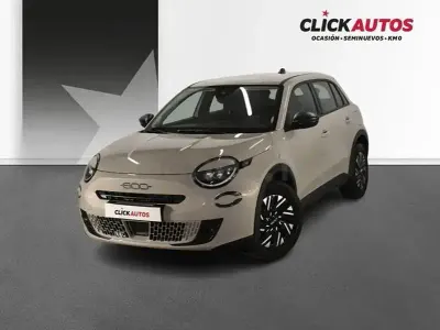 Usado Fiat 600 Pop 110 CV (80 kW) 2025 Negro SUV