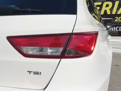 Usado Seat Leon ST Reference 116 CV (85 kW) 2016 Blanco Familiar