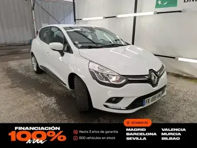 Begagnad Renault Clio IV Business 91 HK (66 kW) 2019 Vit Sedan
