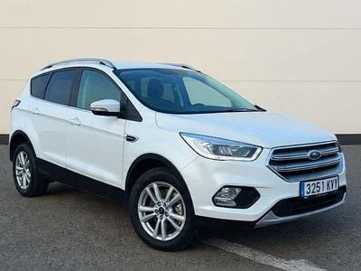 Blanco Usado 2019 Ford Kuga Trend+ SUV | 15.500 € (Precio justo)