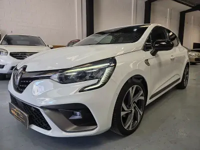Używany Renault Clio V RS Line 91 KM (66 kW) 2021 Biały Sedan/Limuzyna