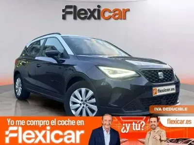 Usado Seat Arona Style 110 CV (80 kW) 2022 Azul SUV