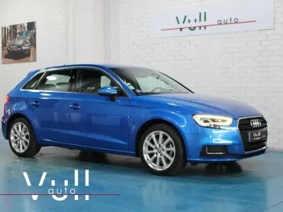 Usado Audi A3 Sportback Design 150 CV (110 kW) 2019 Azul Utilitario