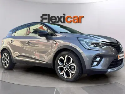 Usado Renault Captur Zen 160 CV (117 kW) 2020 Gris SUV