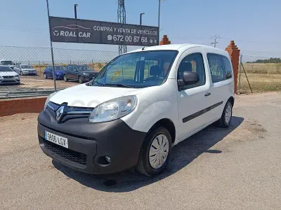 Usado Renault Kangoo Edition One 95 CV (69 kW) 2021 Blanco Monovolumen