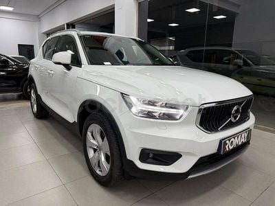 Usado Volvo XC40 Momentum 163 CV (119 kW) 2019 Blanco SUV