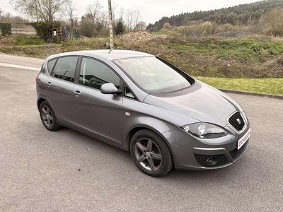Occasion Seat Altea I-Tech 140 PK (102 kW) 2015 Grijs MPV