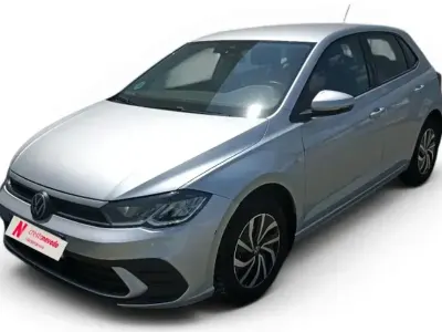 Usado Nissan Micra Acenta 80 CV (58 kW) 2017 Gris Utilitario