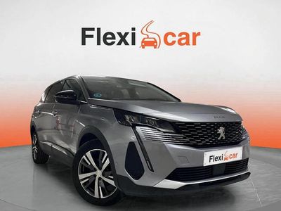 Gris Usado 2022 Peugeot 5008 Allure | 17.890 € (Buen precio)