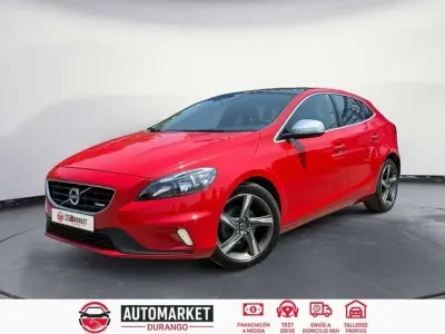 Usado Volvo V40 R-Design 114 CV (83 kW) 2013 Rojo Utilitario