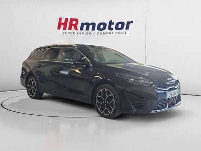 Usado Kia Ceed GT-Line 162 CV (119 kW) 2023 Negro Utilitario