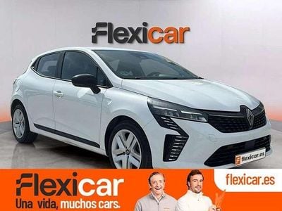 Begagnad Renault Clio V Equilibre 91 HK (66 kW) 2024 Vit Halvkombi