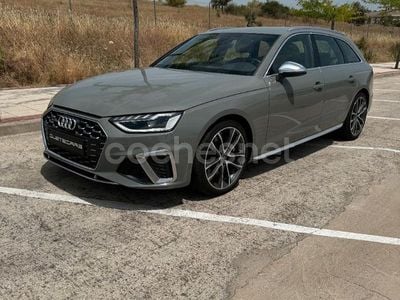Gris / plata Usado 2020 Audi A4 Familiar | 42.200 € (Un poco caro)