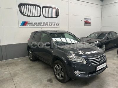 Gris / plata Usado 2012 Toyota RAV4 Executive SUV | 14.500 € (Precio justo)