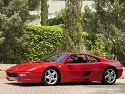 Usado Ferrari F355 381 CV (280 kW) 1995 Rojo Coupe