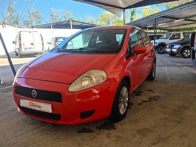 Używany Fiat Punto Dynamic 70 KM (51 kW) 2006 Czerwony Hatchback
