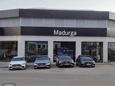 Gris / plateado Nuevo 2025 Mercedes GLC300e SUV | 62.900 €