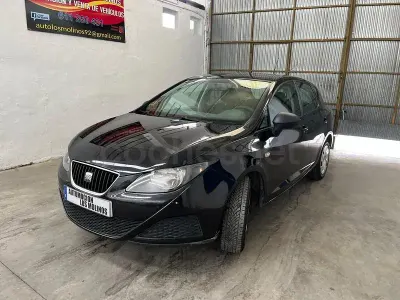 Usado Seat Ibiza Copa 90 CV (66 kW) 2011 Negro Berlina