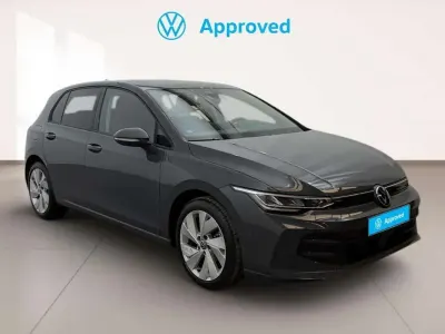 Usado VW Golf VIII Life 116 CV (85 kW) 2025 Gris Utilitario