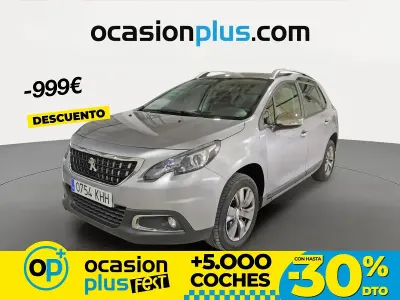 Usado Peugeot 2008 Style 82 CV (60 kW) 2018 Gris SUV