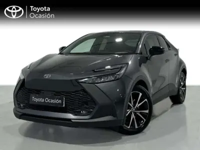 Usado Toyota C-HR Advance 140 CV (102 kW) 2025 Gris SUV