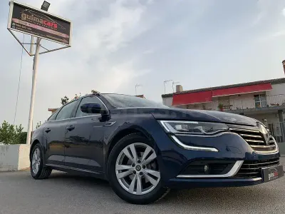 Usado Renault Talisman Zen 130 CV (95 kW) 2016 Azul Berlina