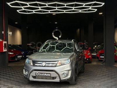 Usado Suzuki Vitara GLX 120 CV (88 kW) 2016 Gris / plata SUV